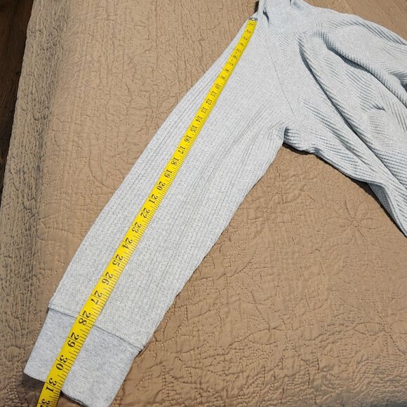 Lands End Womens 2XL Gray Waffle Knit Pullover Sweater  Long Sleeve Relaxed Fit - Picture 8 of 9